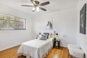 035_38597 Farwell Dr