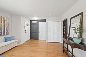  Photo 0