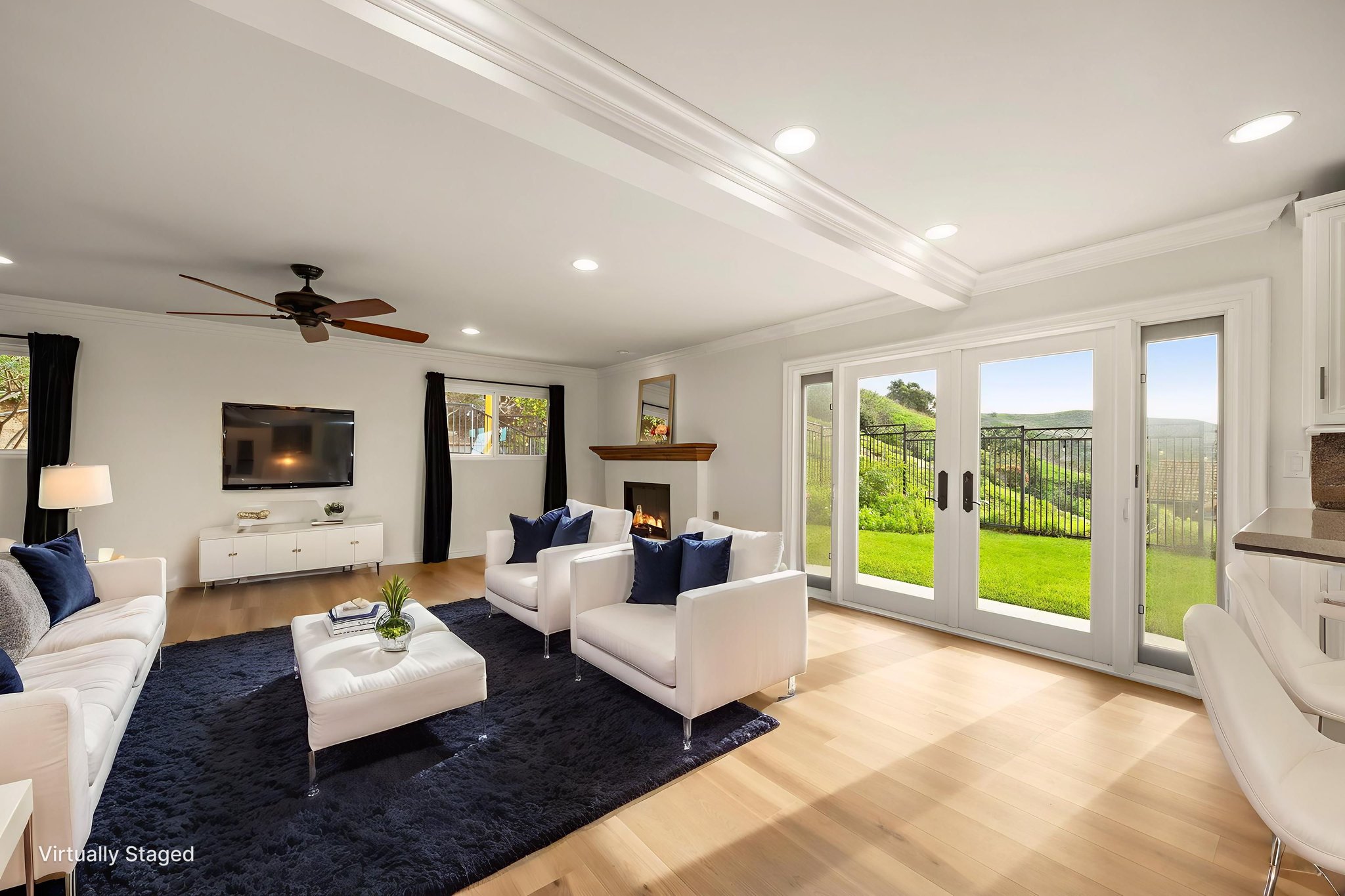 _JSN5521a virtually staged.jpeg