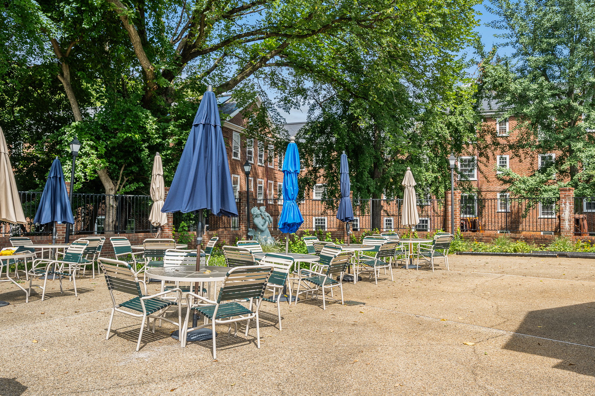  Photo 35