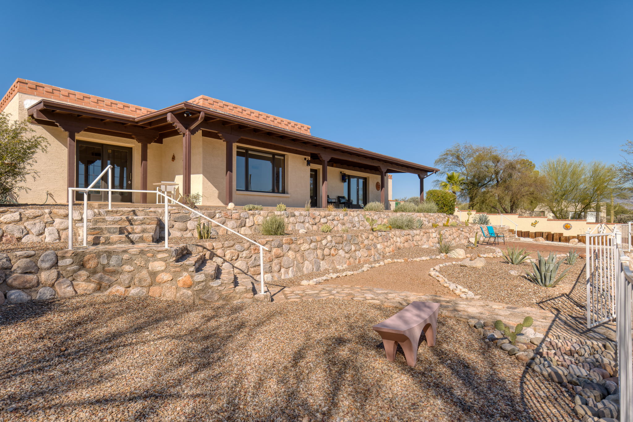  Photo 95