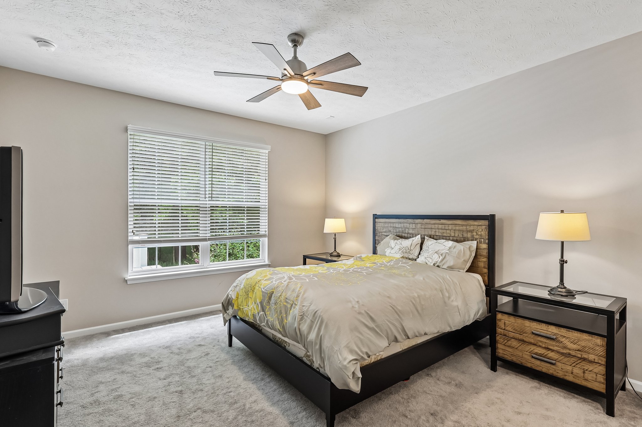 Heron Dr-S2405-034.jpg
