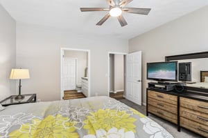 Heron Dr-S2405-037.jpg