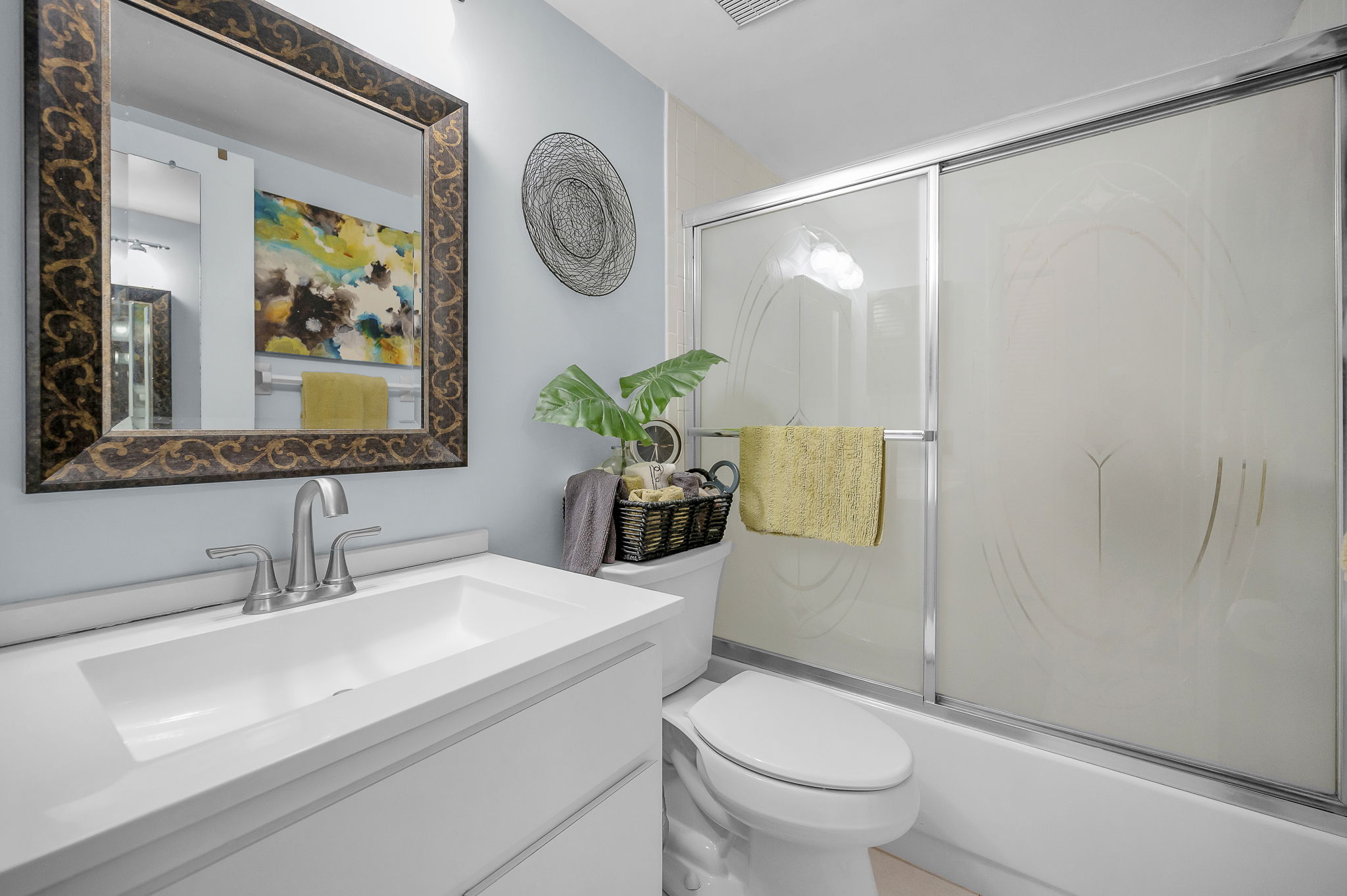 Bathroom2