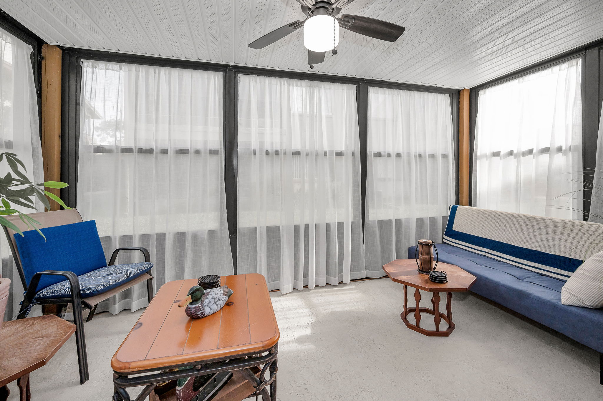 Lanai1