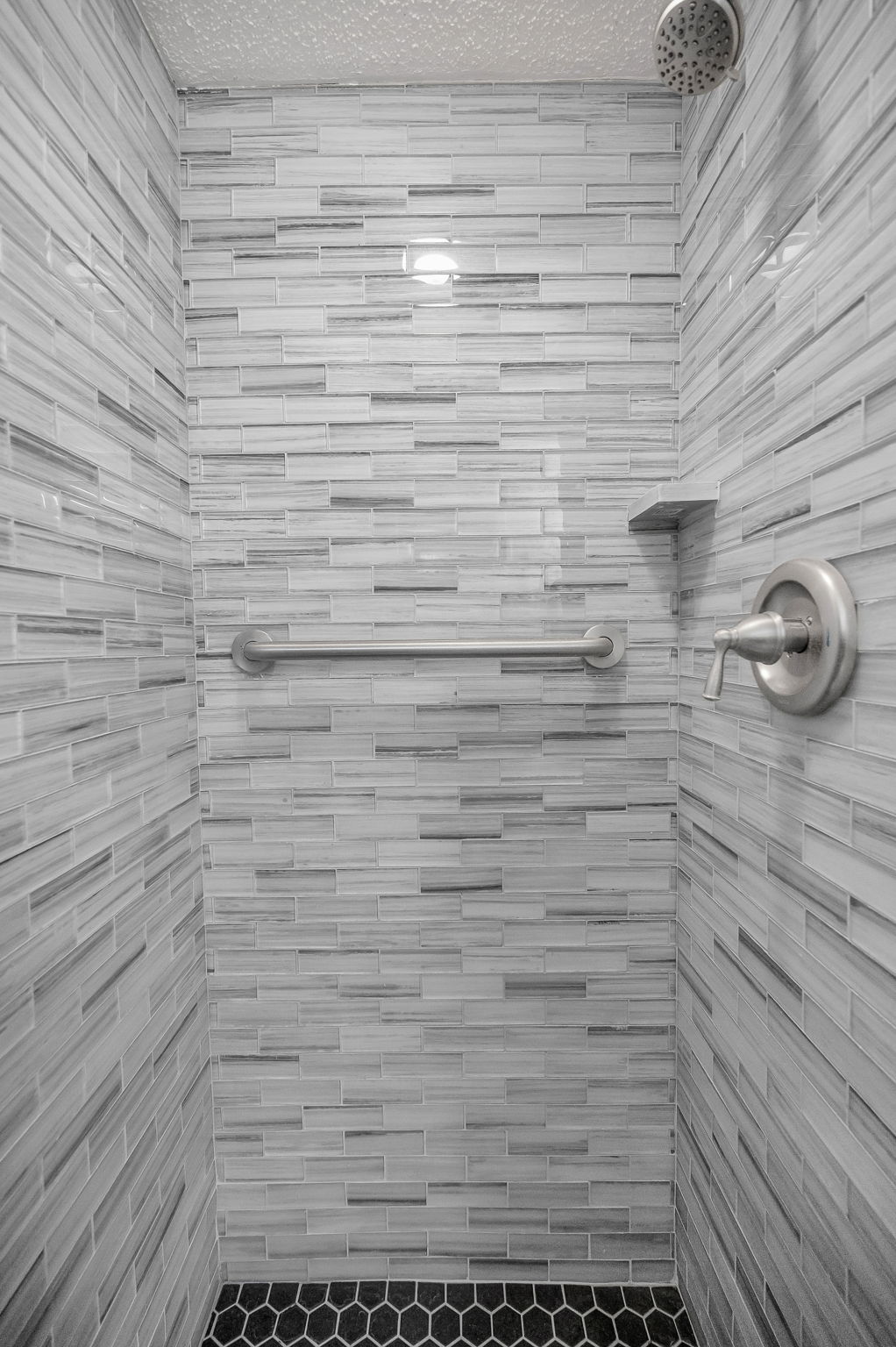 Primary Bathroom1b