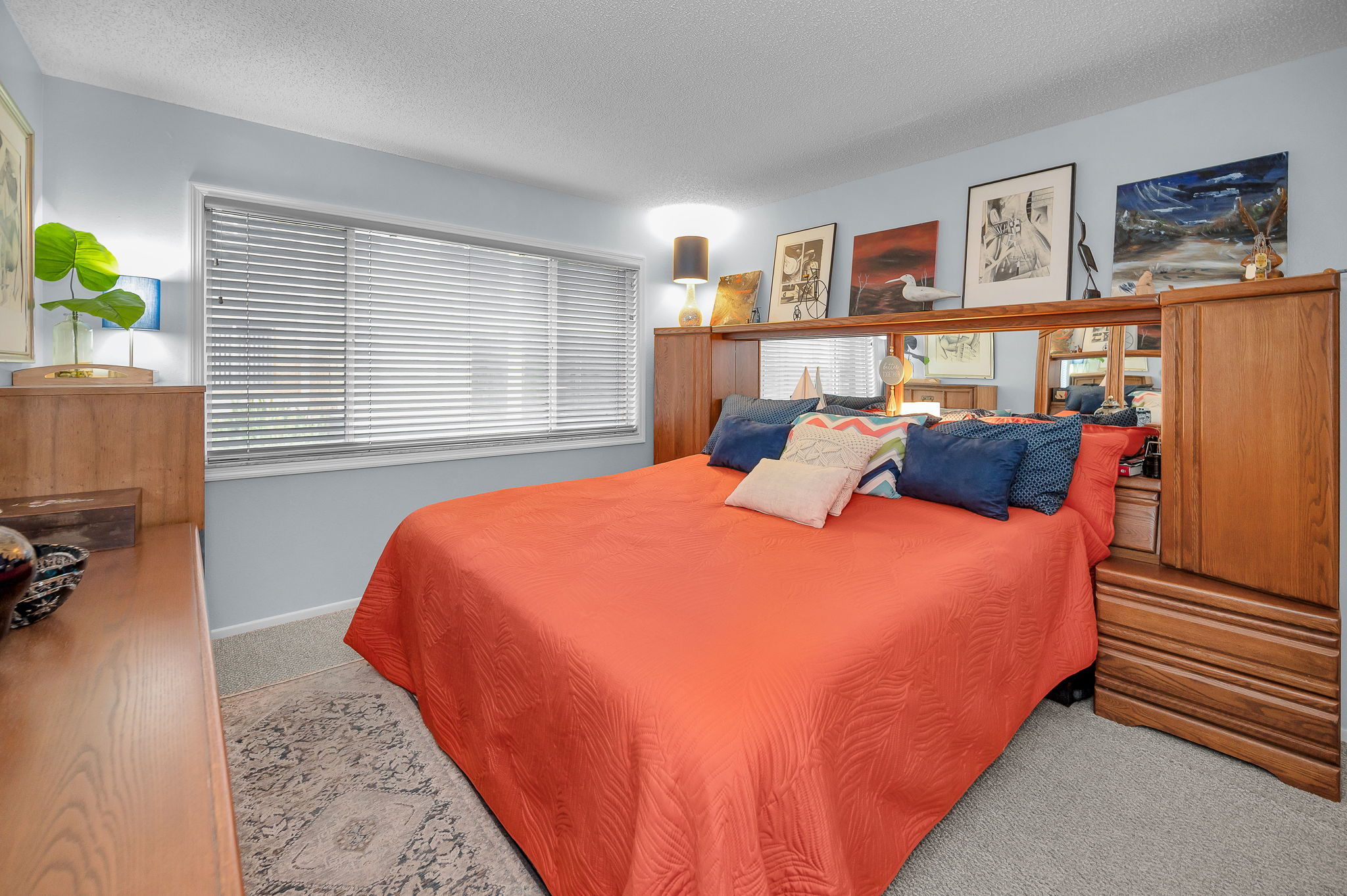 Primary Bedroom1a