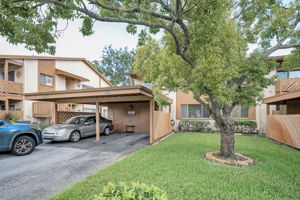 Front Exterior5