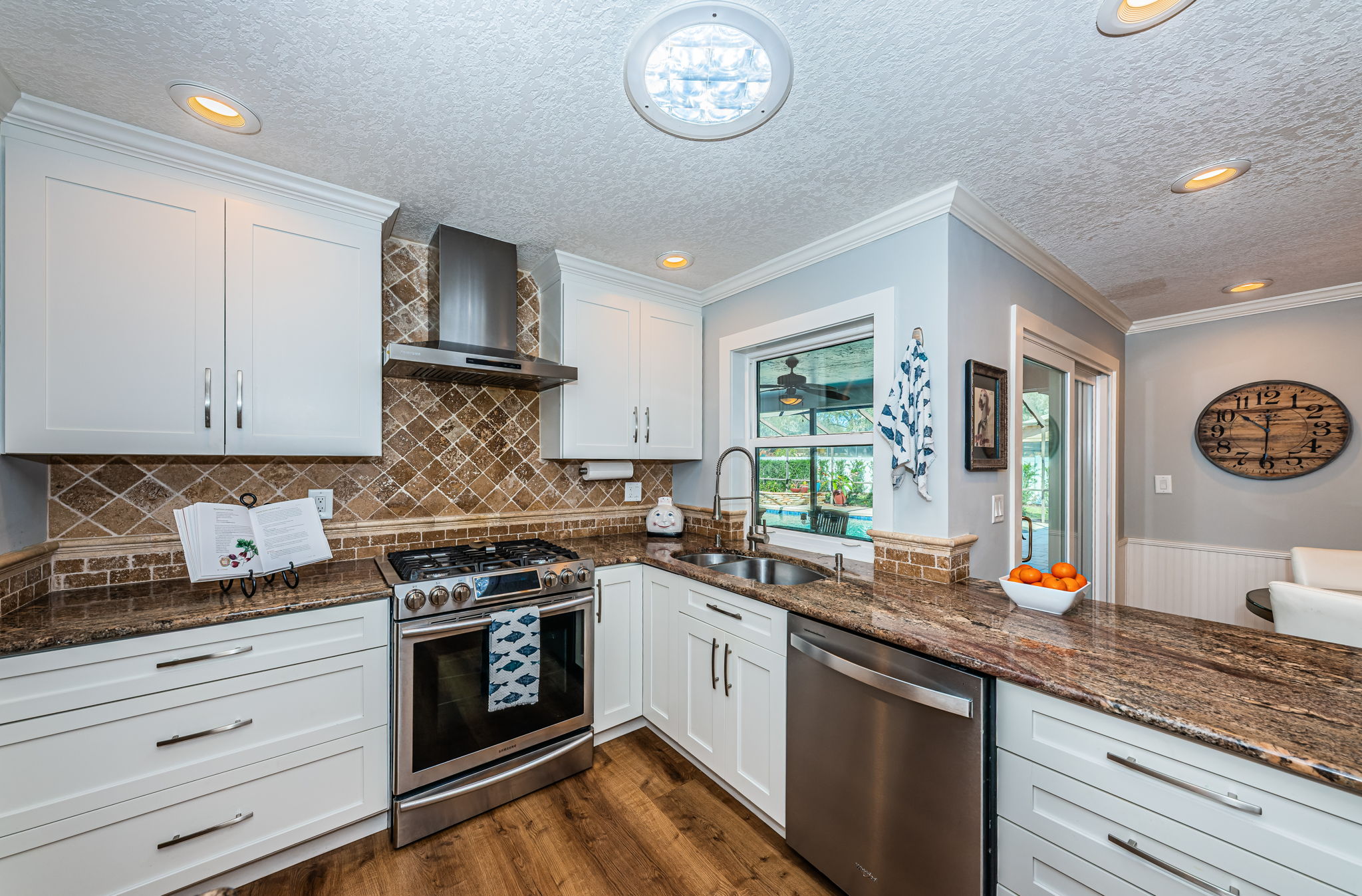 Kitchen 2
