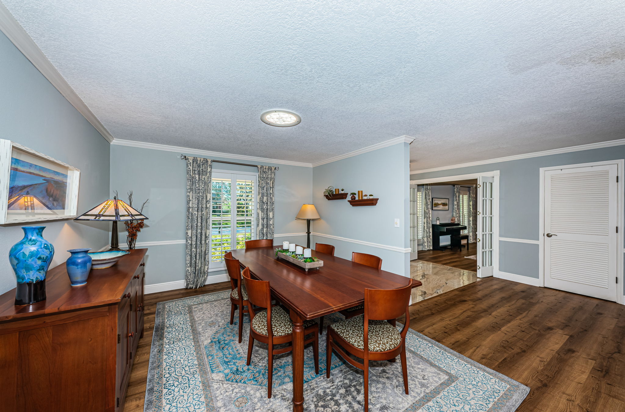Dining Room 1b