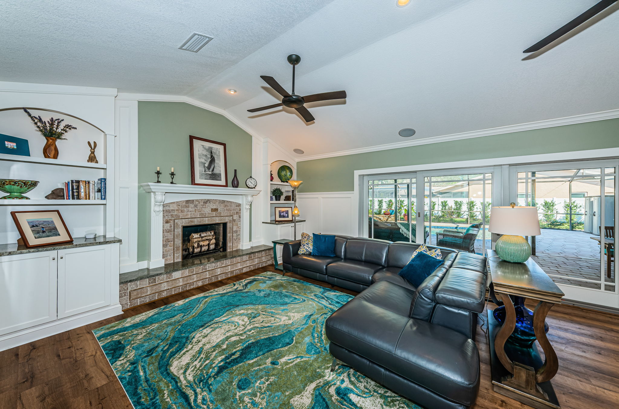Family Room 6