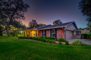 Front Exterior1d