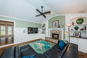 Family Room 4