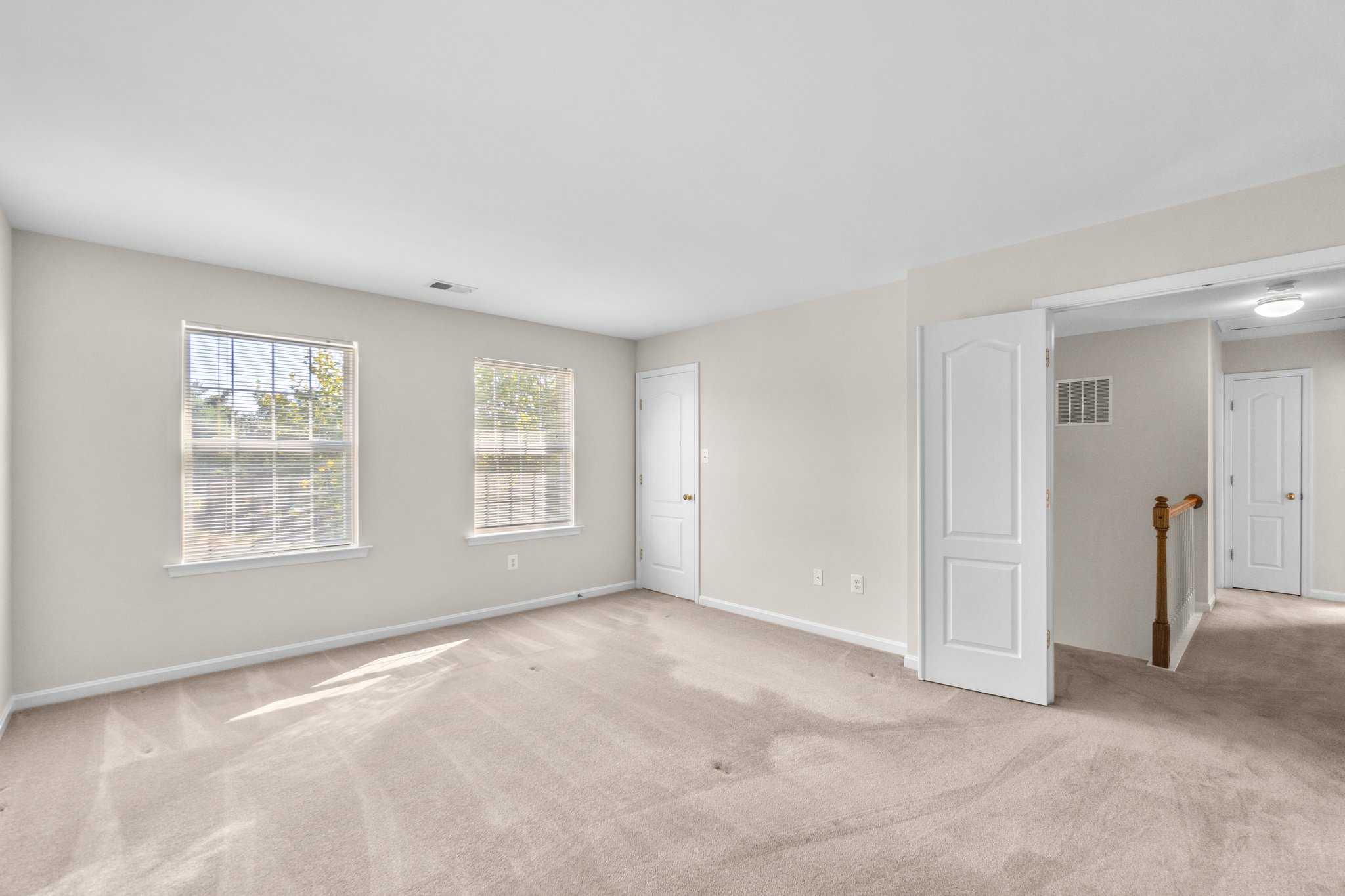 42. Upper bedroom.jpg