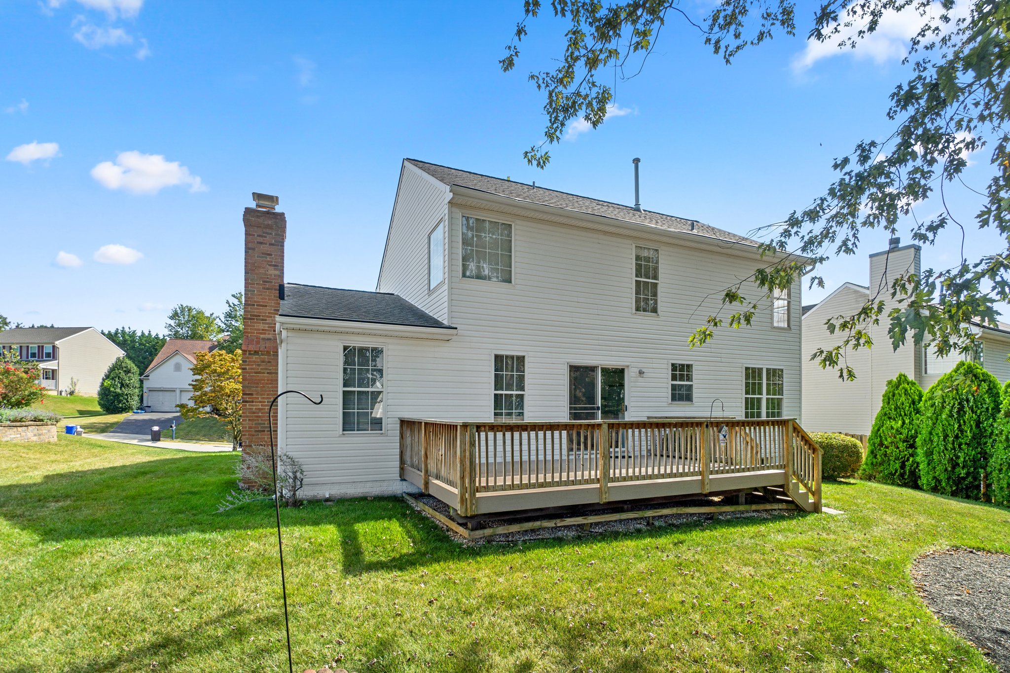 62. Back exteriors.jpg