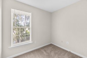 31. Upper bedroom.jpg