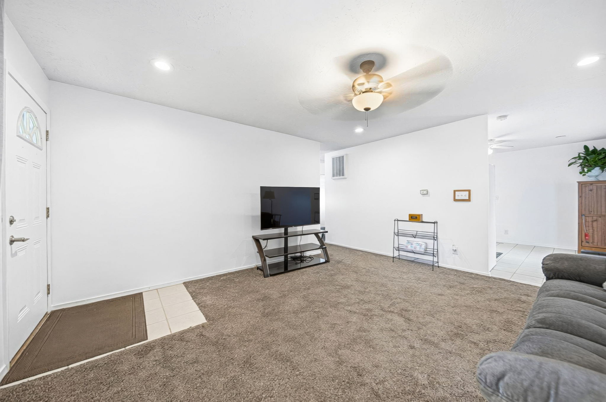 A.A. - 387 Daytona Rd, Columbus-10