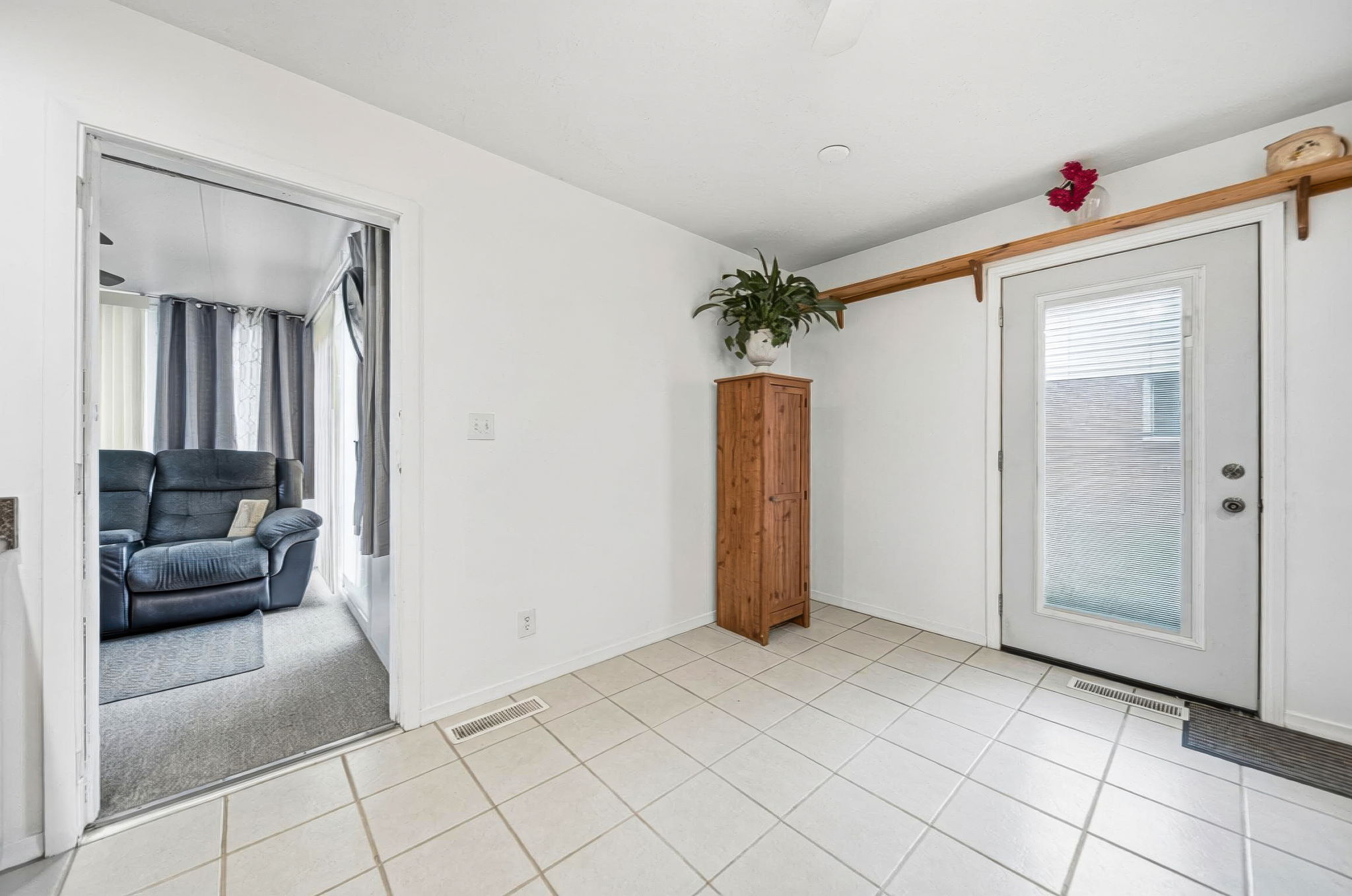 A.A. - 387 Daytona Rd, Columbus-24