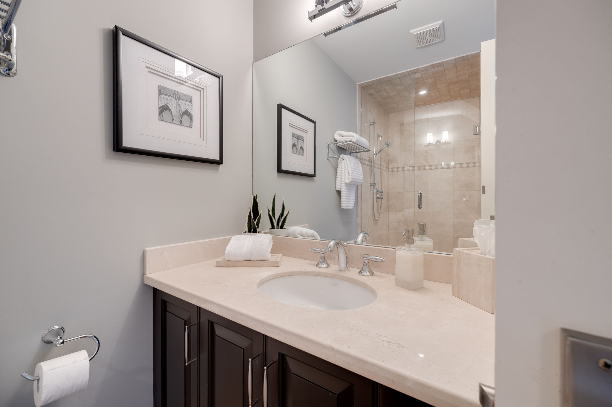Toronto property showcase — delivered property photograph 34