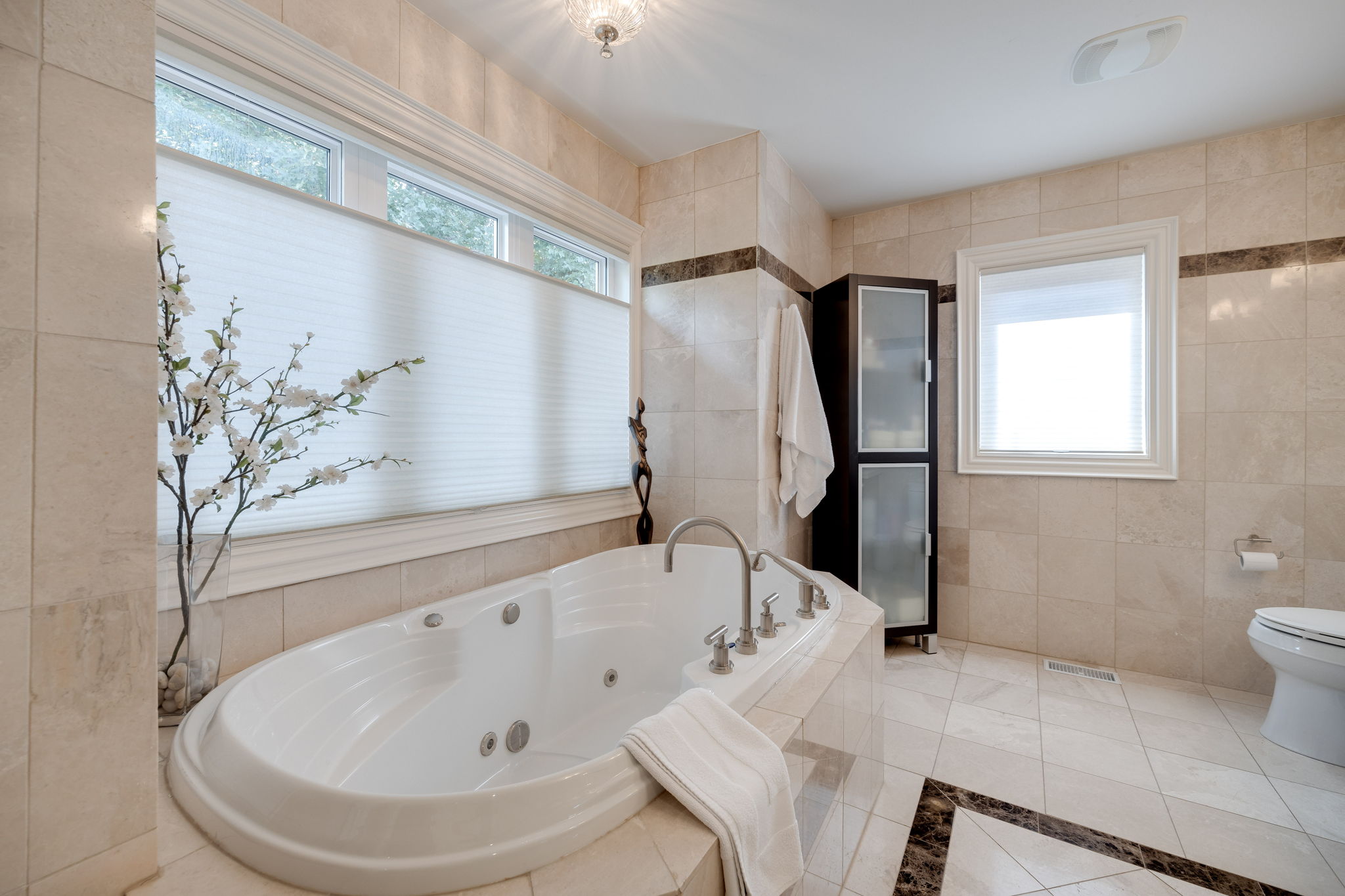 Toronto property showcase — delivered property photograph 49