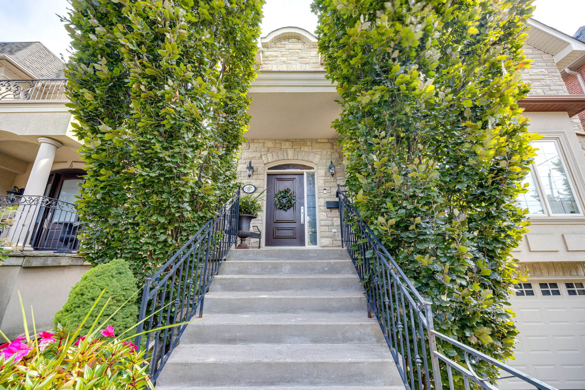 Toronto property showcase — delivered property photograph 9