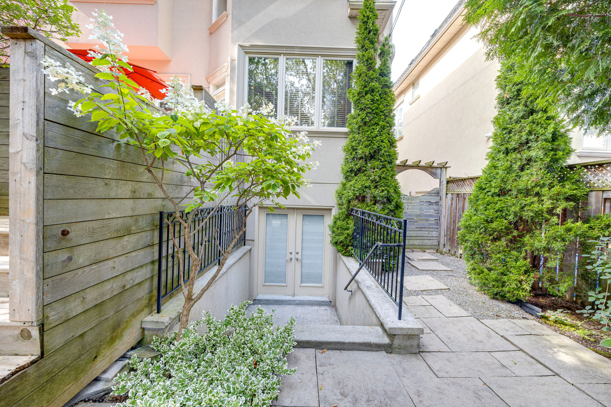 Toronto property showcase — delivered property photograph 67