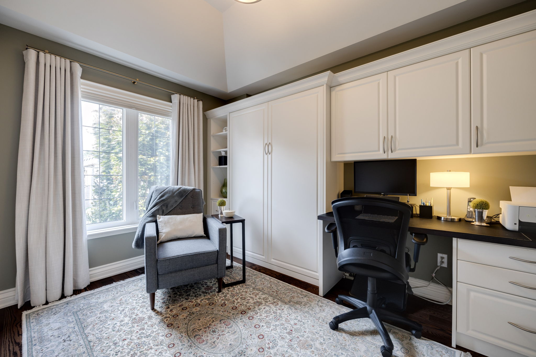 Toronto property showcase — delivered property photograph 32