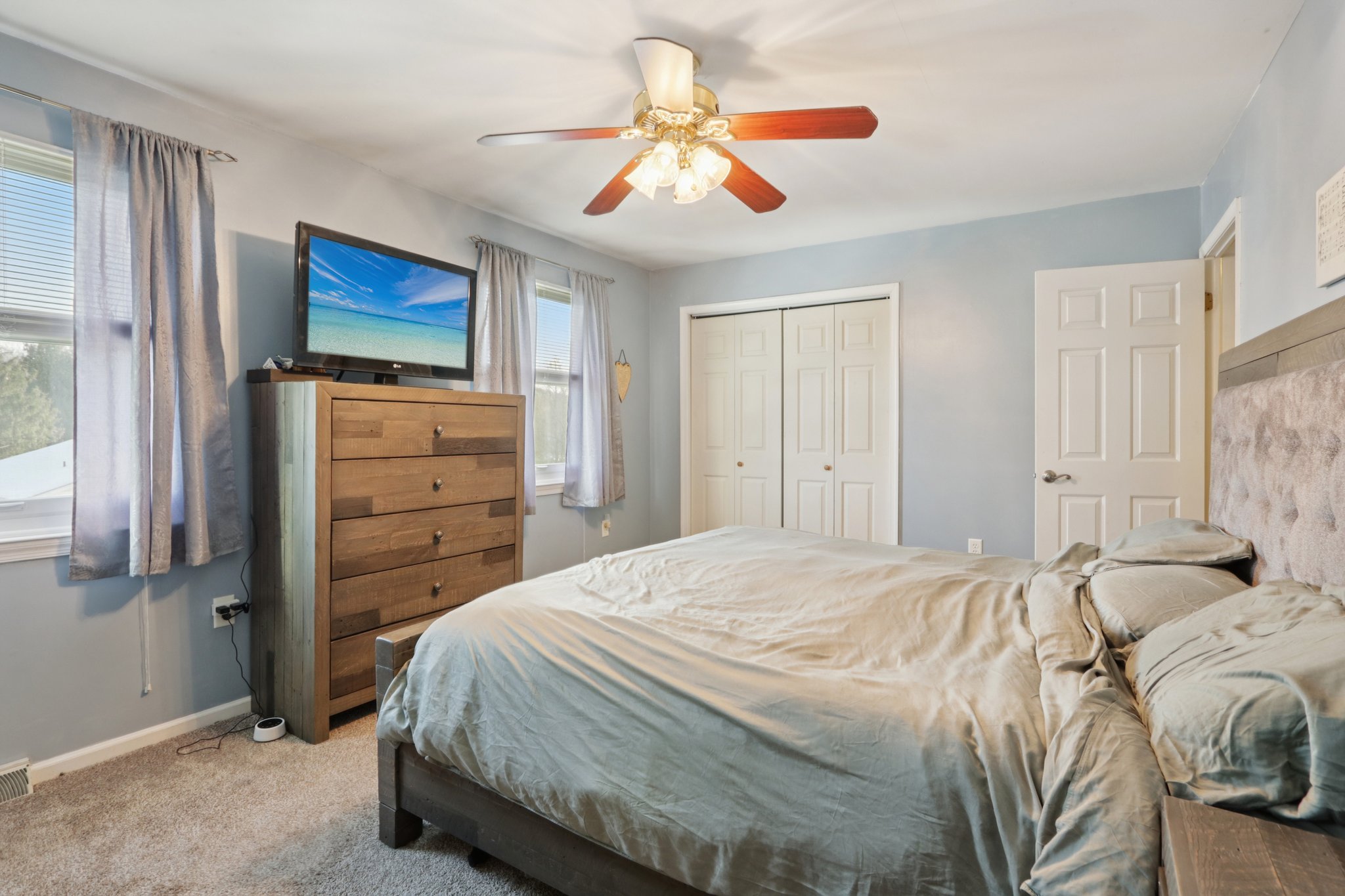 Timothy Ln-S0502-040.jpg