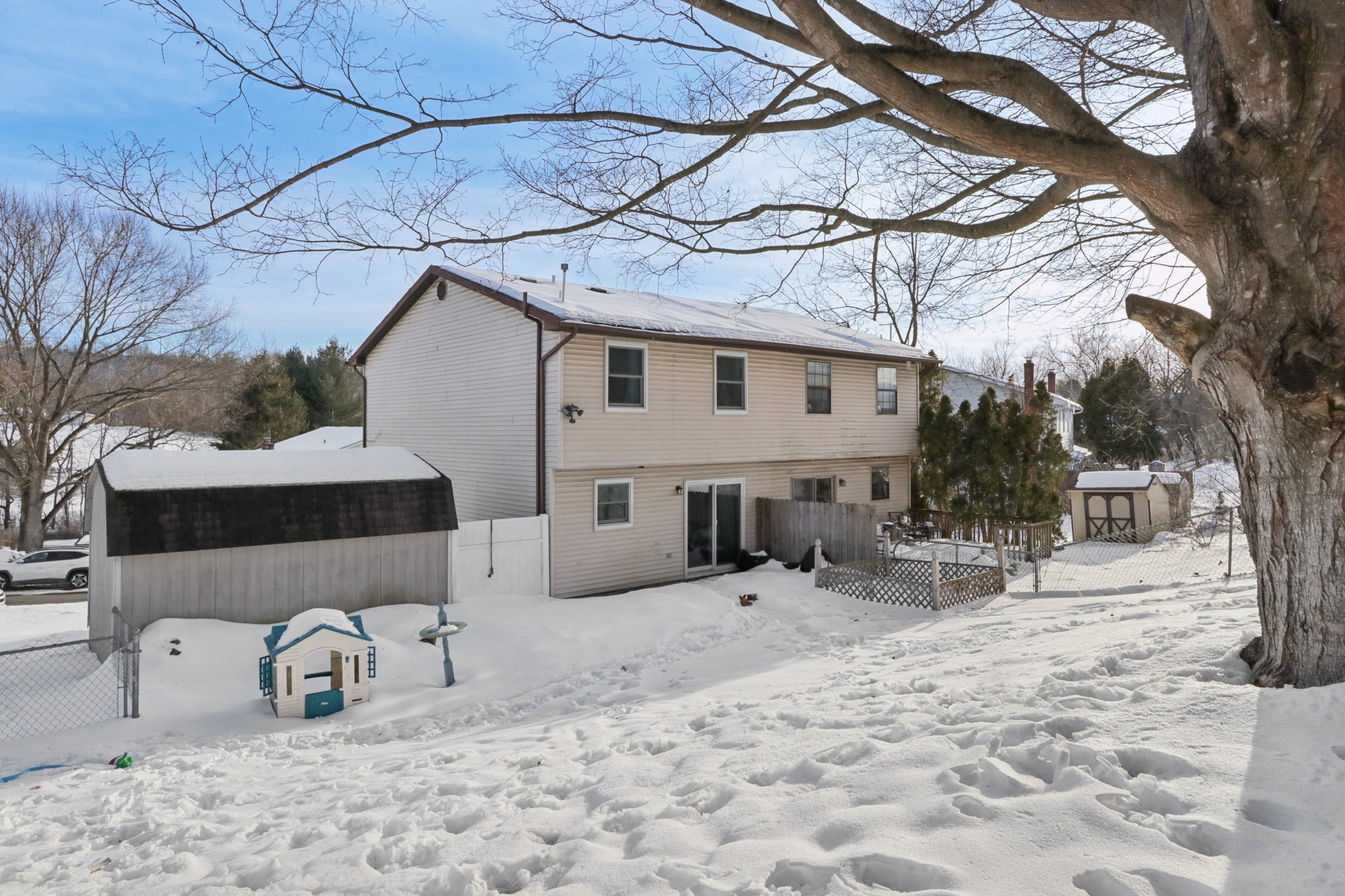 Timothy Ln-S0502-045.jpg