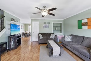 Timothy Ln-S0502-004.jpg