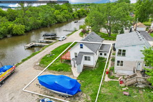 22-print-N Lake St-S2105-022-property_lines