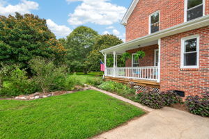  Photo 40