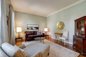Wakefield Hall Sq SE-020