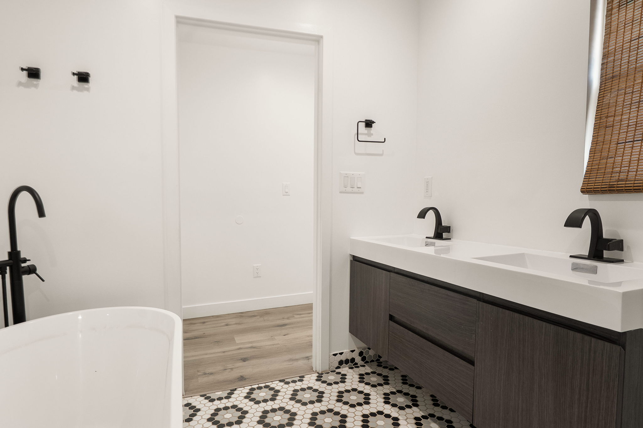 3874 Arlington Avenue-27