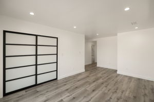 3874 Arlington Avenue-32