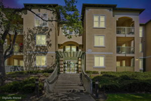  Photo 0
