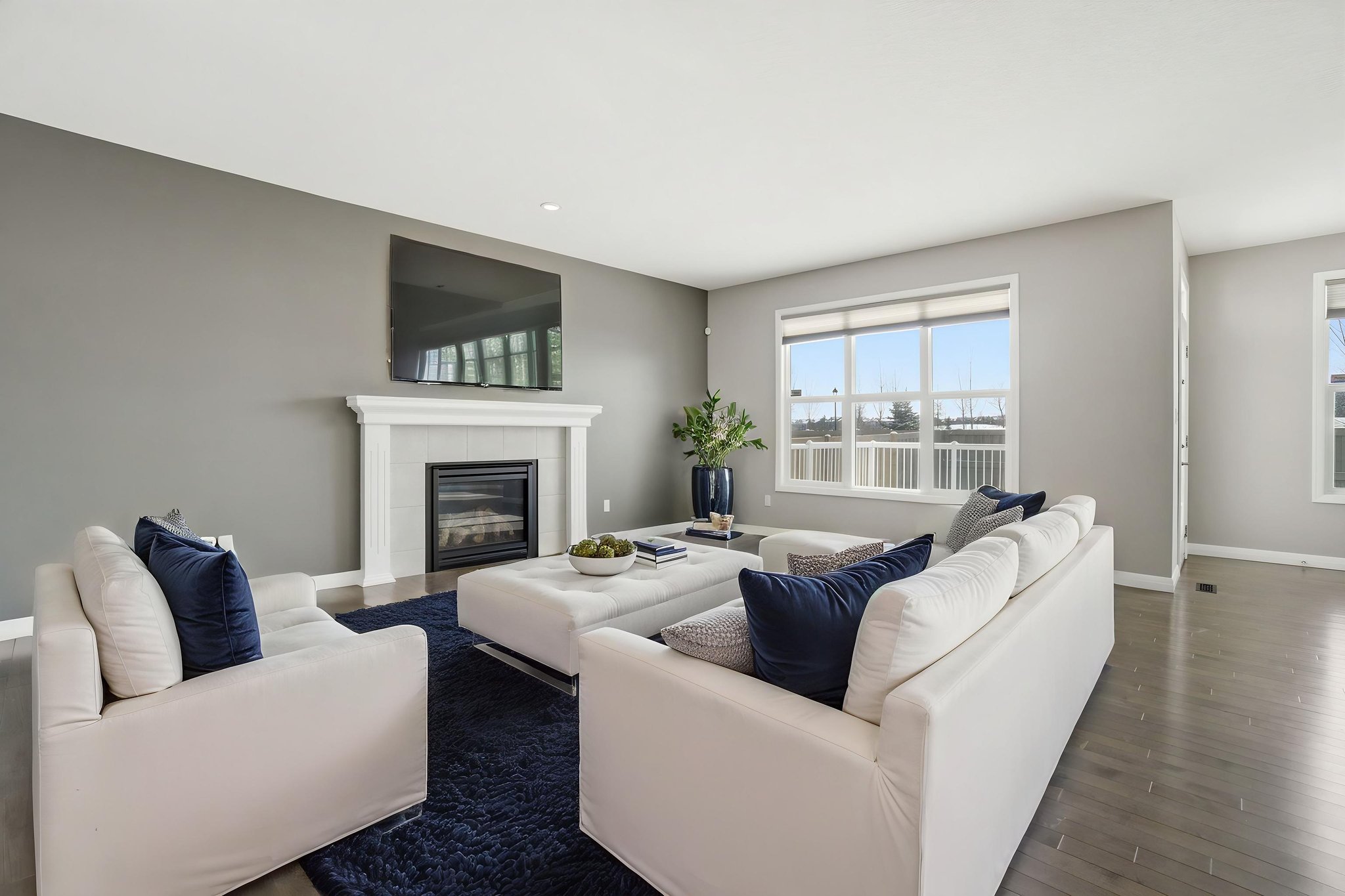 (7) virtually staged.jpeg