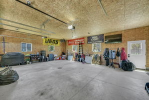  Photo 47