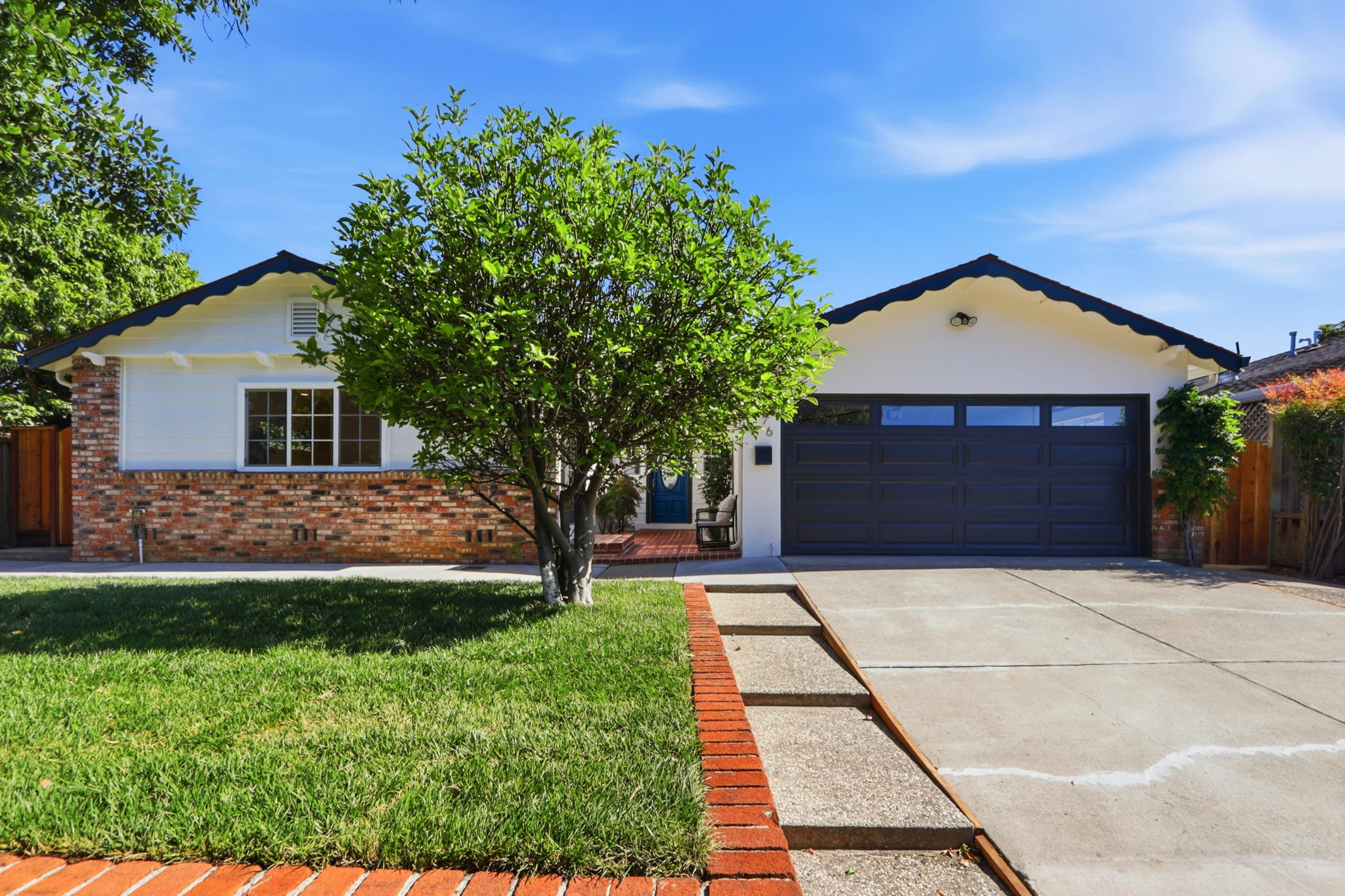 001_F8_3876 Gleason Ave