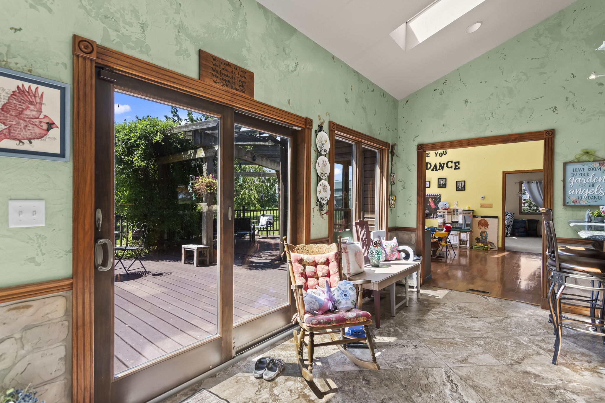 Breakfast Nook