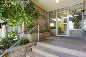  Photo 0
