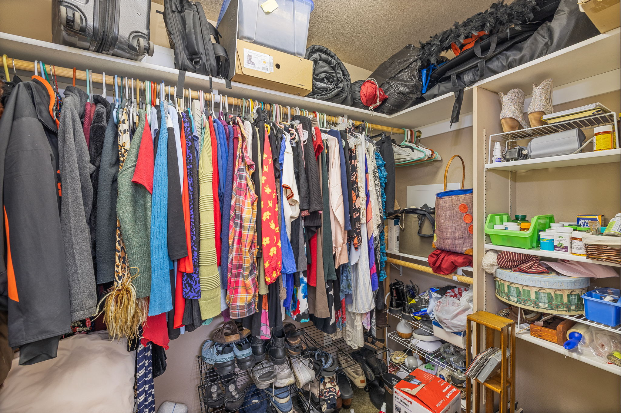 Primary Bedroom Closet