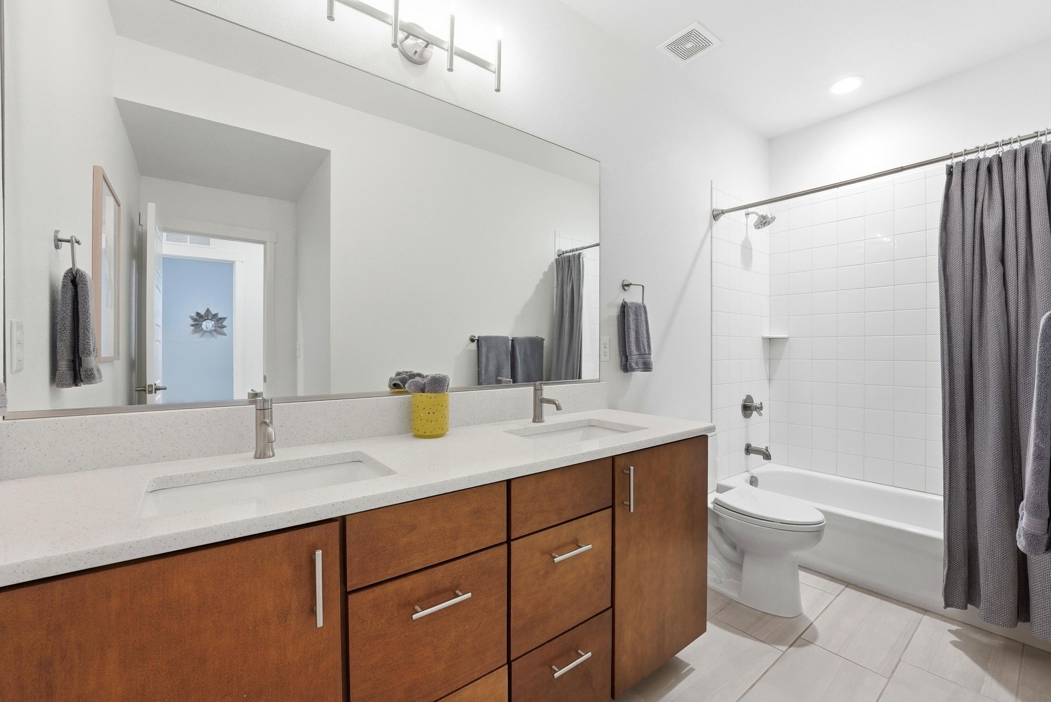 DSC06013_autoremove_18374651