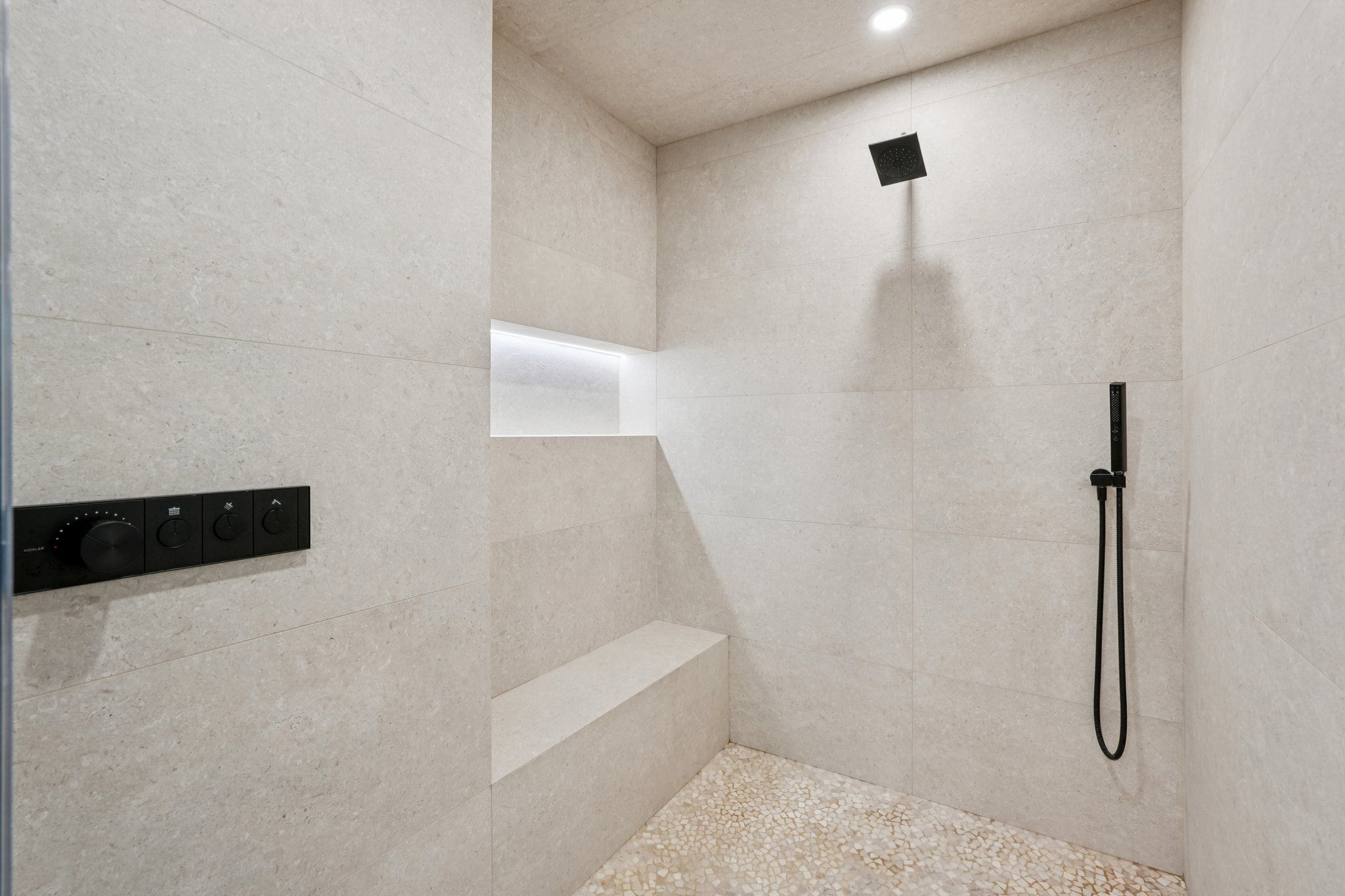 Freemans Ln-S1603-071.jpg