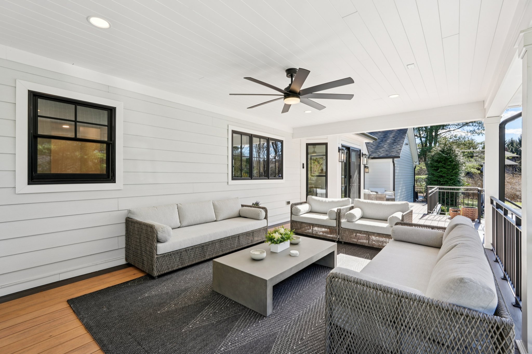 Freemans Ln-S1603-092.jpg