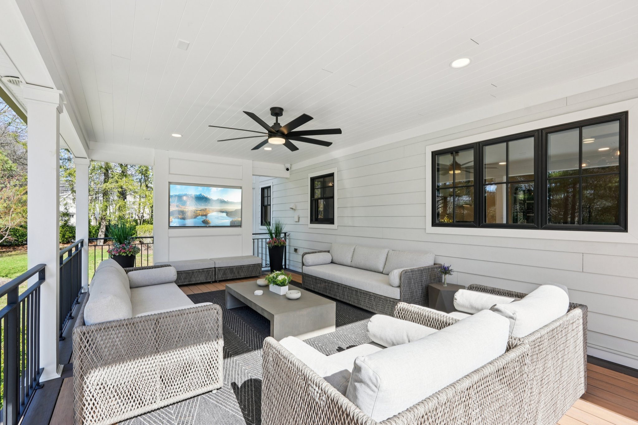 Freemans Ln-S1603-094.jpg