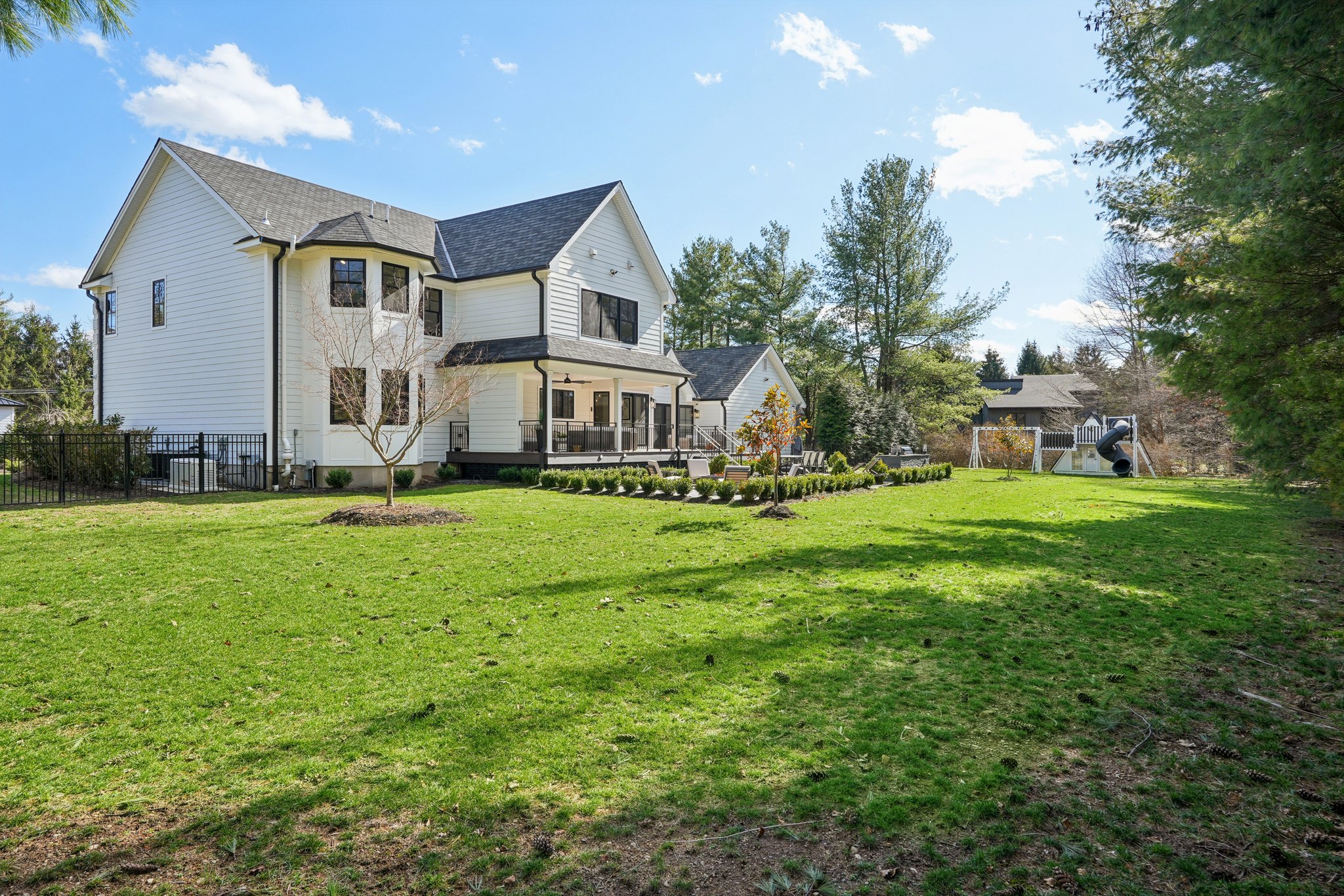 Freemans Ln-S1603-113.jpg