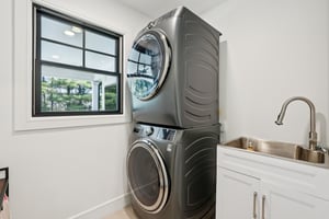 Freemans Ln-S1603-040.jpg