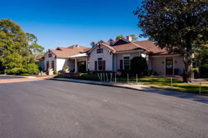  Photo 48