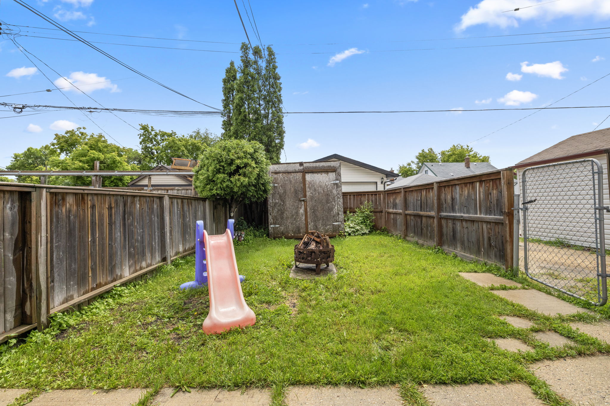  Photo 30